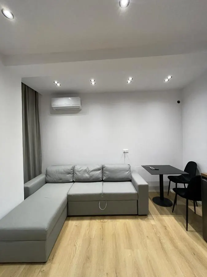 Bazaar Tirana- City Center 1 Apartamento